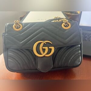 Gucci Black Quilted Leather Shoulder Bag